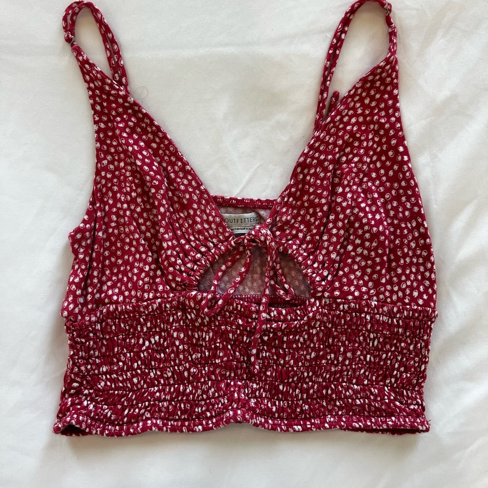 UO Jolie Cutout Cropped Cami
